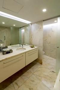 DoubleTree by Hilton Lisbon - Fontana Park - 51