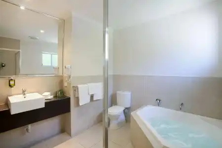 Noosa Heads Motel - 9