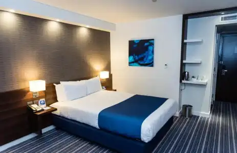Holiday Inn Express London - ExCeL by IHG - 36