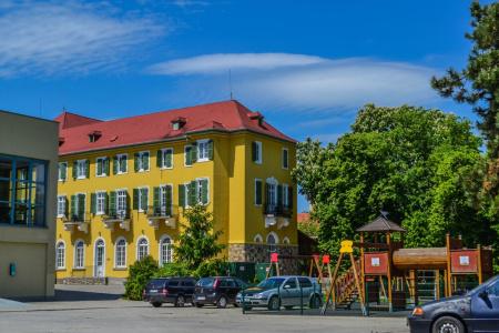 Eger & Park - 32