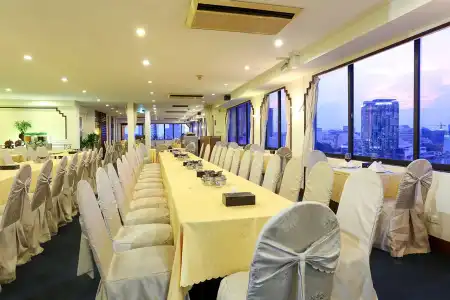 Oscar Saigon - 19
