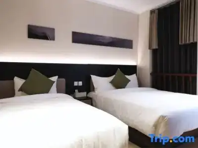 Asphodel Inn - Newly Renovated - 26