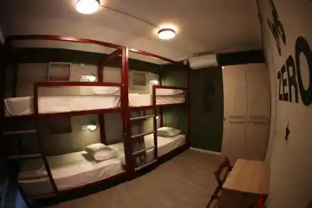 Stay Hybrid Youth Hostel - 56