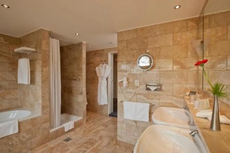 BRISTOL BERLIN by IHG - 79