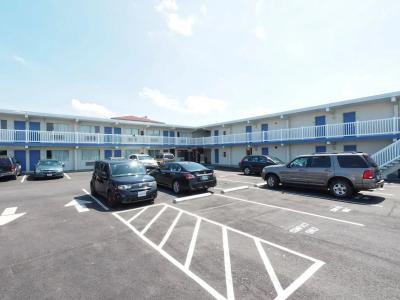 Seashire Inn & Suites - 21