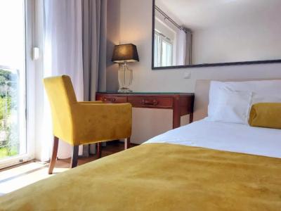 Refresh Boutique Apartments - 109