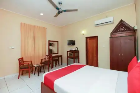 Paradise Holiday Village - 9