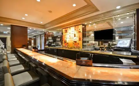 Hilton Checkers Los Angeles - 19