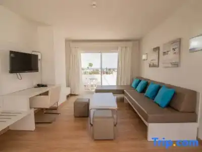 Aequora Lanzarote Suites - 94