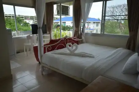 Pearl@HuaHin - 1