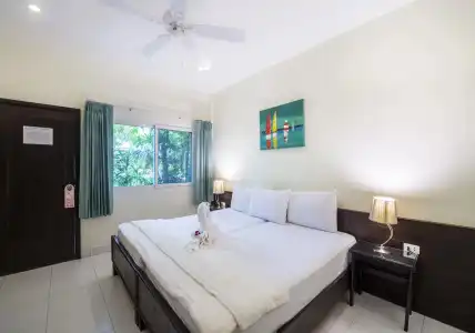 Lokal Phuket "Former K-Hotel" - 0