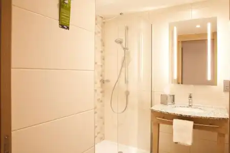 Hampton by Hilton Dortmund Phoenix See - 8