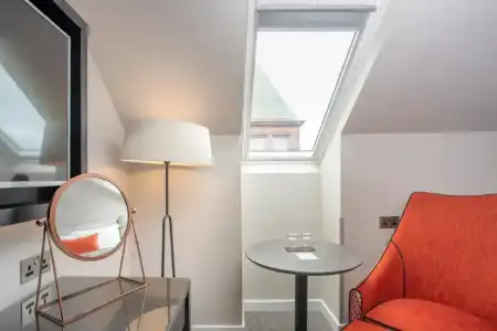 Ten Hill Place - 23