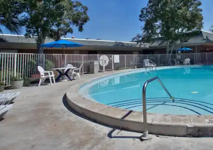 Motel 6 Tallahassee, FL - Downtown - 11