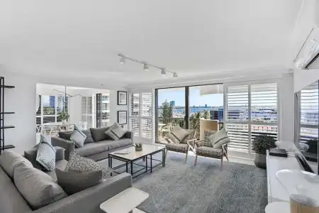 De Ville Apartments - 274