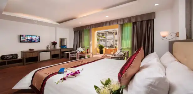 Van Mieu - 3