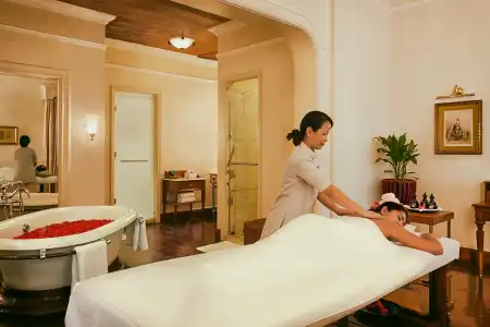 The Oberoi Grand Kolkata - 21