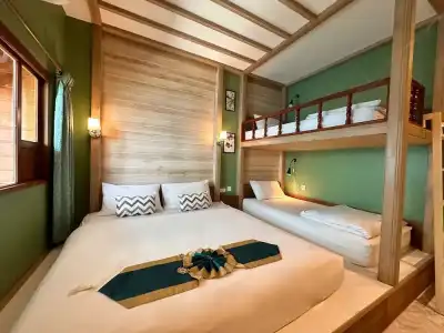 The Luna Hostel - 112