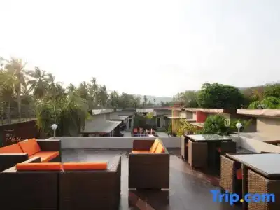 Phu NaNa Boutique - 82