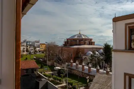 Sofia Corner - 63