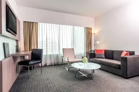 Hilton Garden Inn Bangkok Silom - 71