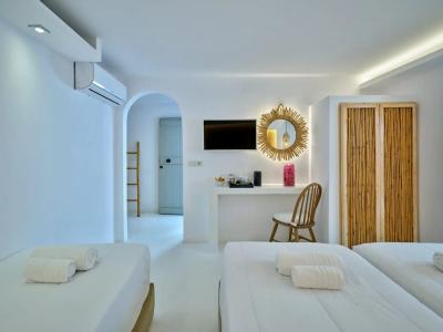 Zefi & Suites - 53