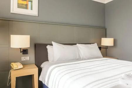 Glasgow Airport Apartments - 59
