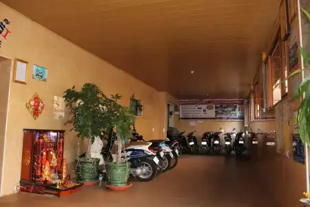 Lucky 1 Guesthouse - 10
