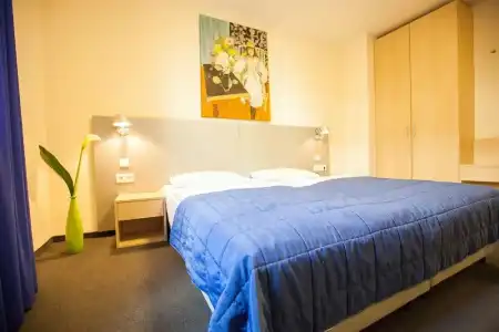 Münchner Hof - 89