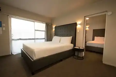 Middlemore Motel - 32
