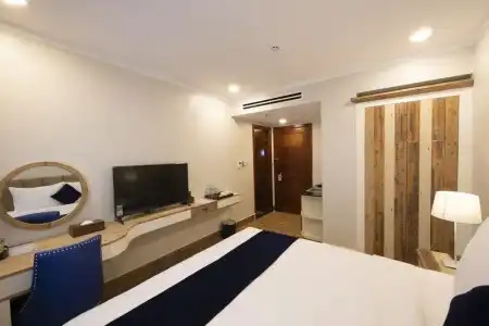 Sabina 2 - 4