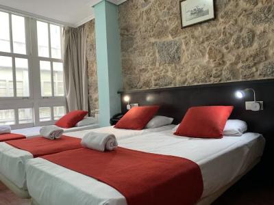 Hostal Hotil - 3