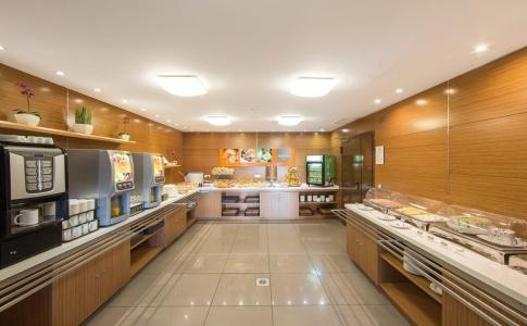 Holiday Inn Express Lisbon Airport by IHG - 28