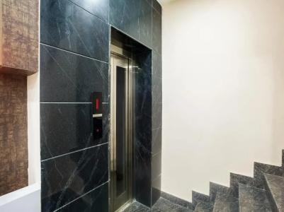 Park Tower - 11