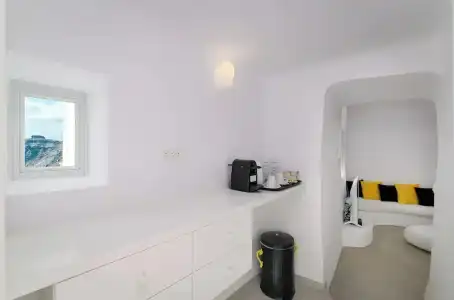 Trieris Villa & Suites - 44