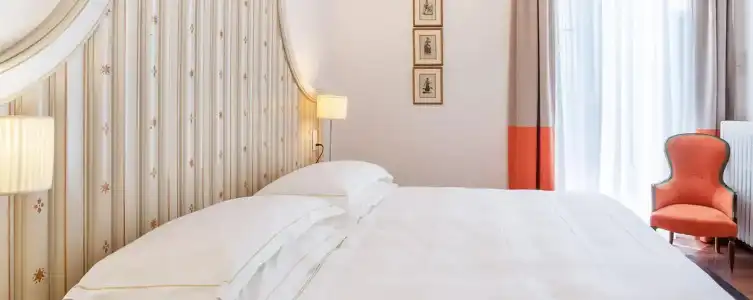 Universal Terme - 4