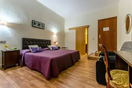 Casa Llimona Boutique - 3