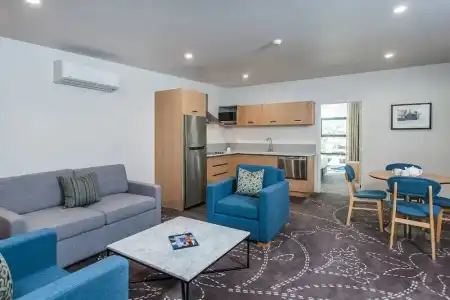 One88 on Commerce - 35