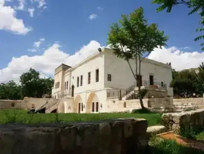Melis Cave - 57