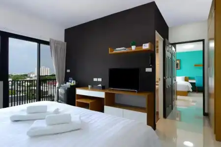 SiRi Ratchada Bangkok - 53