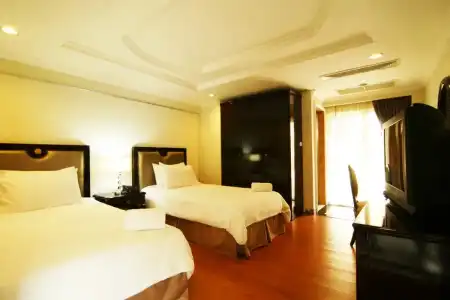 LK Mantra Pura Resort - 8