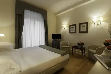 Residenza d'Epoca Antica Torre di Via Tornabuoni - 72