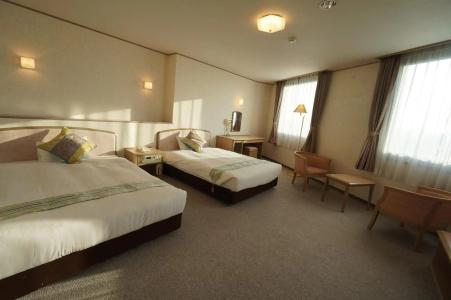 AreaOne Hiroshima Wing - 2