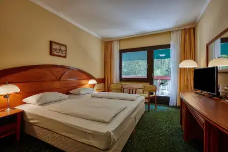 Lövér Sopron - 48