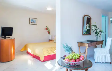 Mykonos Adonis - 6