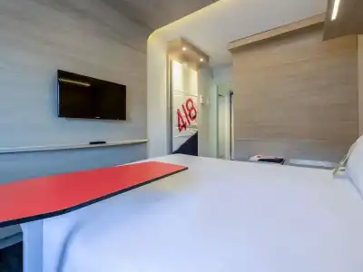 ibis Styles La Rochelle Centre Vieux Port - 43
