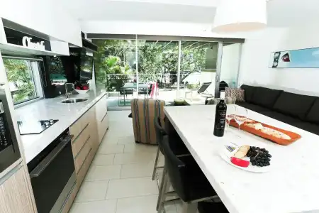 Seahaven Noosa Beachfront Resort - 6