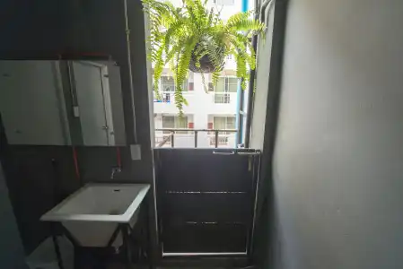 Box Hostel N Cafe - 8