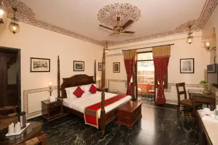 Umaid Mahal - A Heritage Style Boutique - 29