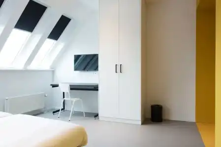 Via Suites - 3